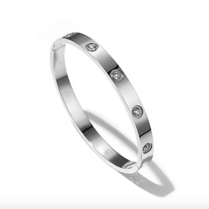 Rosa Bangle